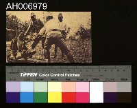 藏品(日侵華時期以中國士兵練刺刀刺身體明信片)的圖片